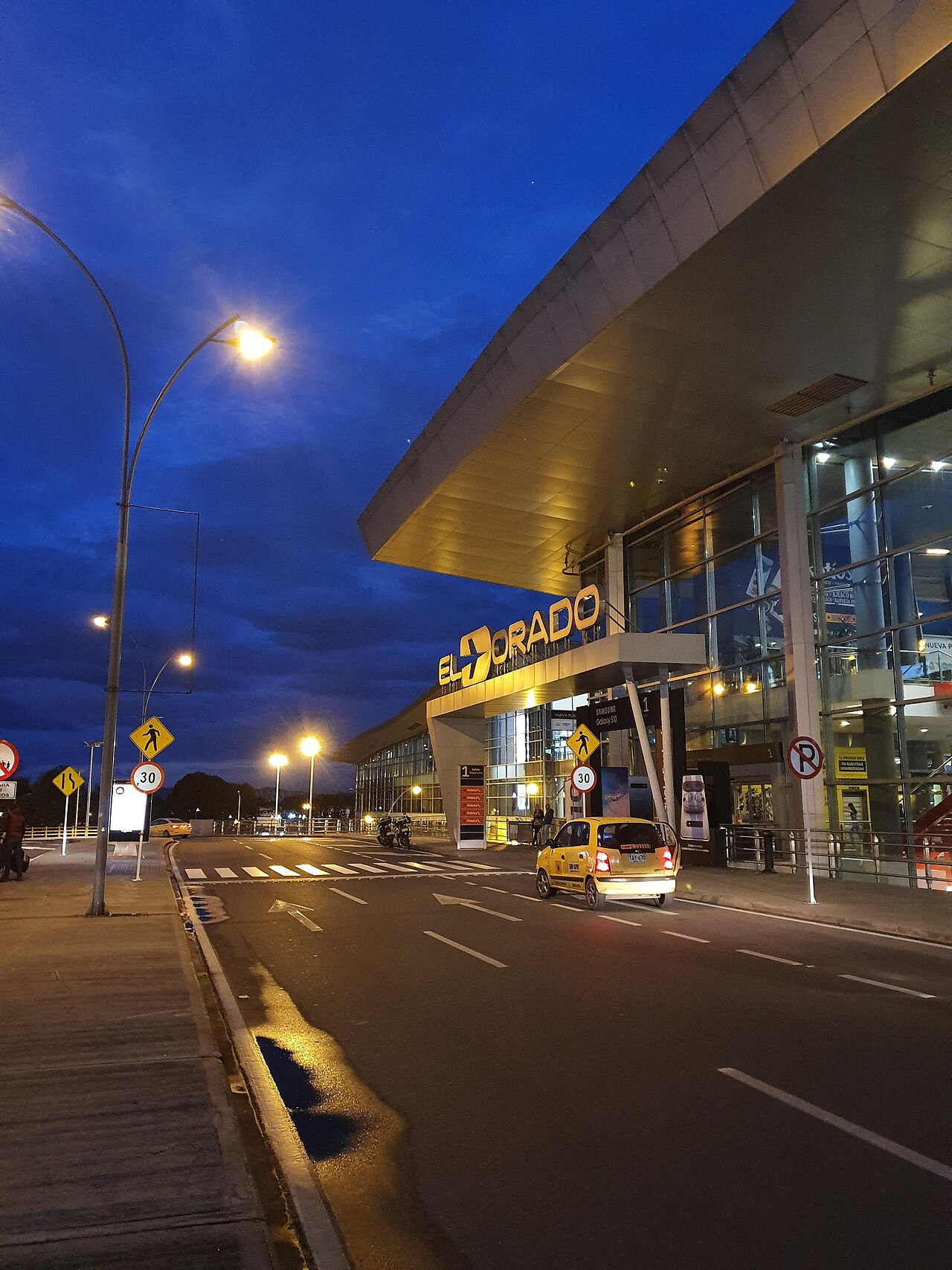 Fontibón (nahe Flughafen El Dorado) – Foto der Umgebung